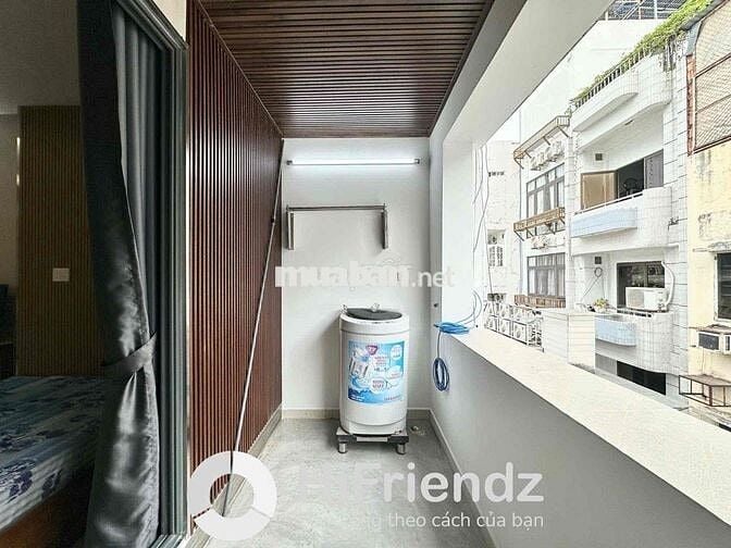 Cho Thuê 1PN Tách Bếp Balcon 35m2 Giặt Riêng Ngay Vòng Xoay Dân Chủ Q3