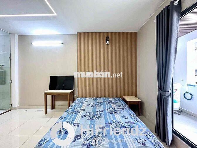 Cho Thuê 1PN Tách Bếp Balcon 35m2 Giặt Riêng Ngay Vòng Xoay Dân Chủ Q3