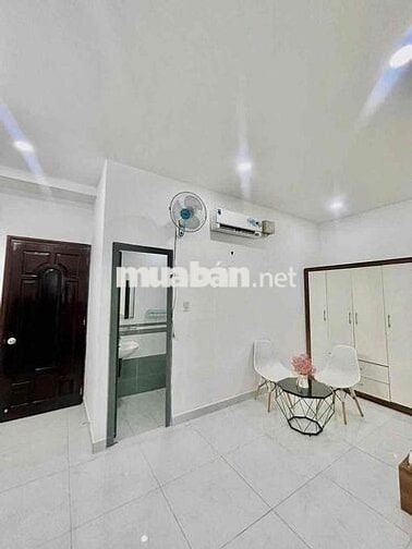 PHÒNG STUDIO FULL NỘI THẤT - THANG MÁY - GẦN PHAN XÍCH LONG