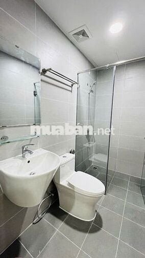 Cho thuê 1pn 1wc Bcons City có 2 ML bếp hút mùi giá 6tr/tháng