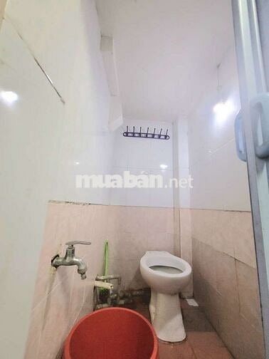 Đối diện Landmark81 - Gần GA METRO VĂN THÁNH - WC RIÊNG - KO CHUNG CHỦ