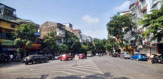 Binhbds cho thuê cửa hàng mặt phố Cửa Nam riêng biệt 16tr/tháng