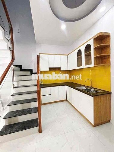 Nhà bán ngay Chiến Lược- Dt: 4x10- nhà đúc 2 tầng- Chỉ 3.xtỷ