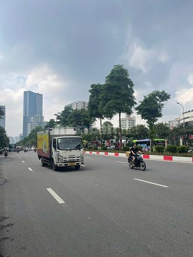 BÁN TÒA NHÀ VĂN PHÒNG 10 TẦNG DIỆN TÍCH 101M2 MẶT PHỐ VĂN CAO 