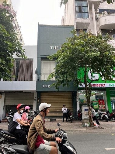 Chính chủ cho thue gấp nhà mặt tiền đường Nguyễn Đình Chiểu Quận 3