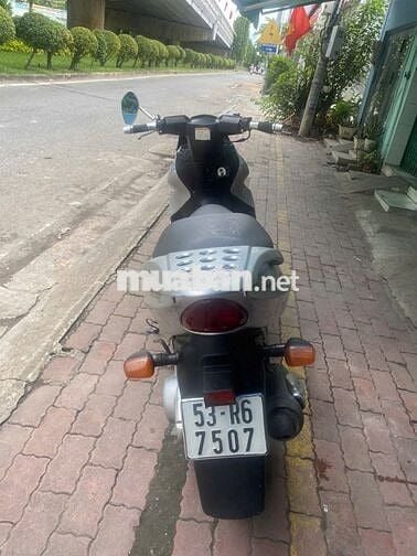 Bán gấp Suzuki Avenis 150cc, xe đẹp giá 5.5tr