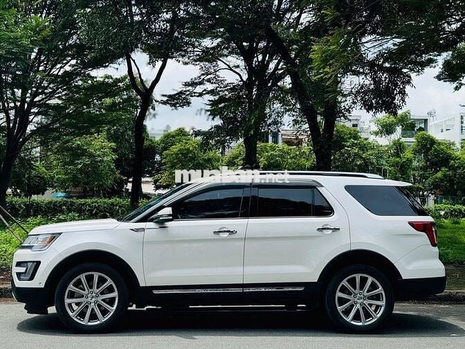 Ford Explorer 2017 2.3L Ecoboost - 77000 km