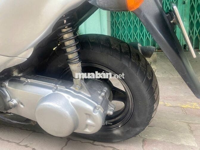 Bán gấp Suzuki Avenis 150cc, xe đẹp giá 5.5tr