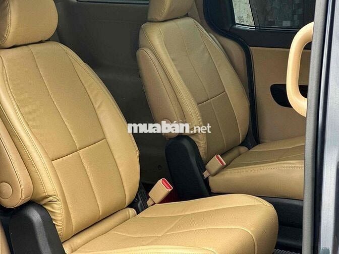 Kia Sedona 2019 PLATIUM - 97000 km dầu full