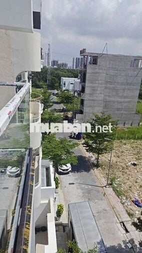 Bán nhà 1 trệt 1 lửng 3 lầu 4 phòng 5 tolet