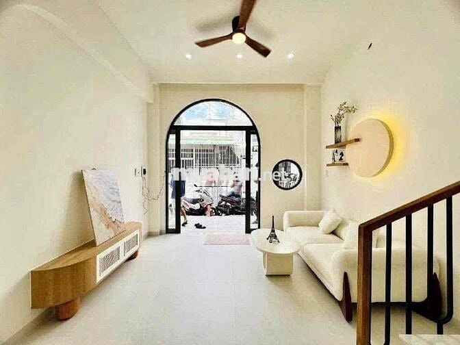 NHÀ 3 TẦNG ĐẸP LUNG LINH Q12-5,05TỶ