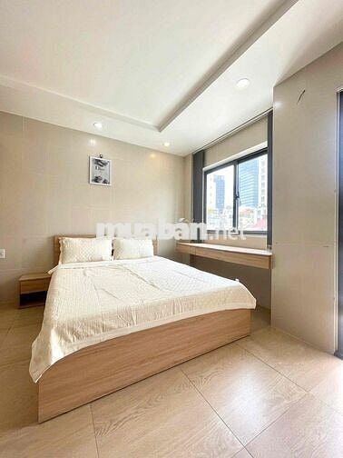 Cho Thuê Căn Hộ Ban Công Siêu Đẹp Thoáng Ngay Chợ Bến Thành Q1
