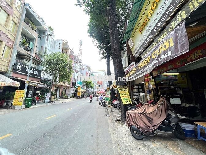 Mặt Tiền Đường Nguyễn Thái Bình Ngay Ngã Ba Xuân Diệu.