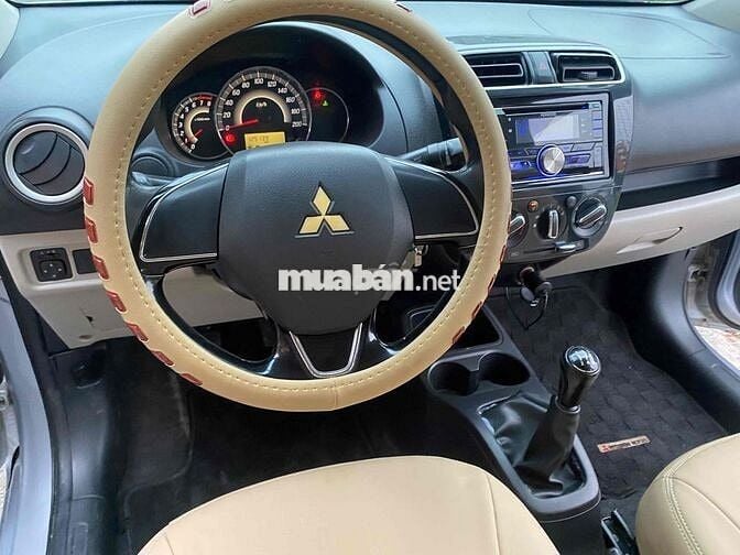 Mitsubishi Mirage 2016 1.2 MT - 12000 km