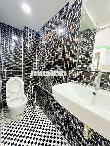 NHÀ ĐẸP GẦN HIỆP THÀNH CITY  48m chỉ 4.95 tỷ TL
3tầng

3PN, 3WC
Sân