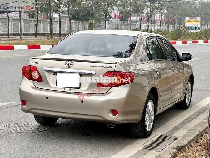 Toyota Altis 2.0V