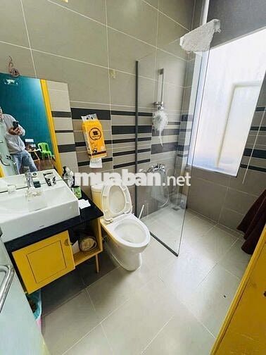 LÔ GÓC 4 TẦNG SIÊU ĐẸP DT KHỦNG-RẺ NHẤT KHU VỰC (THƯƠNG LƯỢNG THẢ GA)