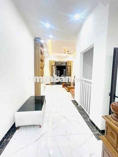 Hơn 6 tỷ có nhà hiện đại Lạc Thị, T/Trì-Oto 10m-65m*4T;MT5m