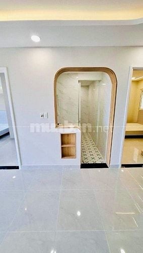 Bán căn hộ Carina Plaza diện tích 105m, 2pn, 2wc giá 3 tỷ