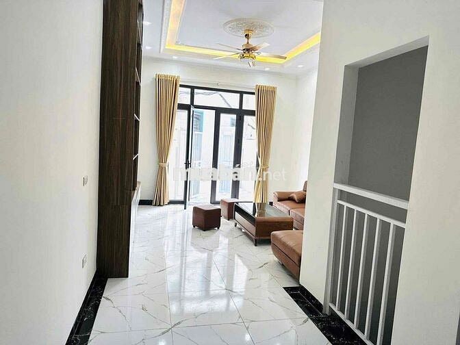Hơn 6 tỷ có nhà hiện đại Lạc Thị, T/Trì-Oto 10m-65m*4T;MT5m
