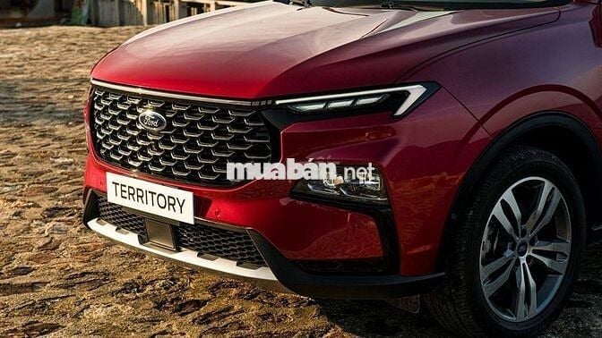 Territory Titanium X màu đỏ xe sẵn giao ngay + KM