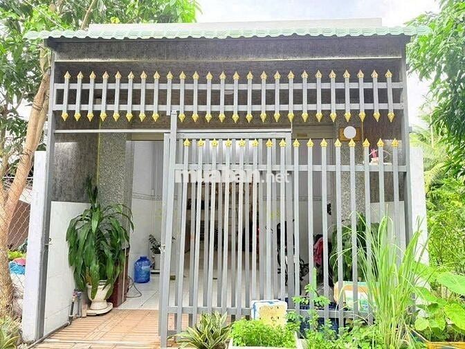 Bán gấp căn nhà cấp 4 ở Đ. Huỳnh Thị Mài , Tân Hiệp 80m2 SHR giá 810tr
