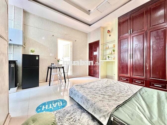 Cho Thuê Studio 30m2 Full NT Balcon Giặt Riêng Ngay Chợ Hoà Hưng Q10