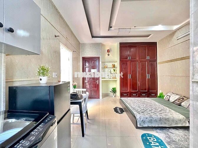 Cho Thuê Studio 30m2 Full NT Balcon Giặt Riêng Ngay Chợ Hoà Hưng Q10