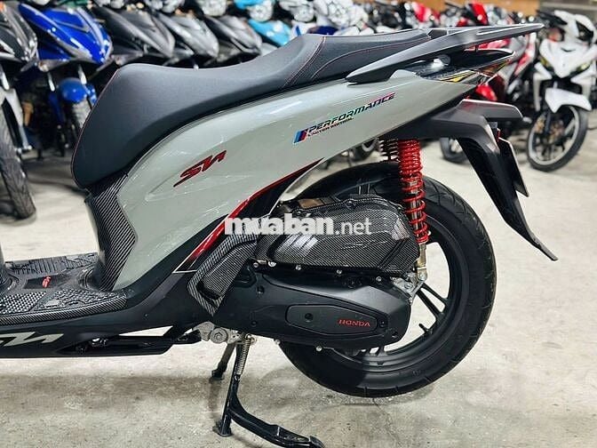 XE MÁYTHANH TÙNG_SH 125I ABS XÁM XI LƯỚT 2025 KENG