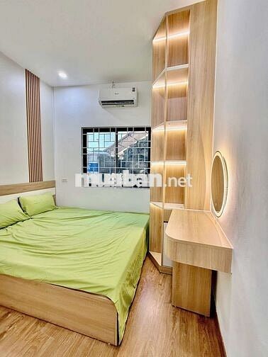 Nhà riêng Nguyễn Cao 5 tầng, nhà đẹp 3 phòng ngủ,Wc. Tầng 1 kinh doanh