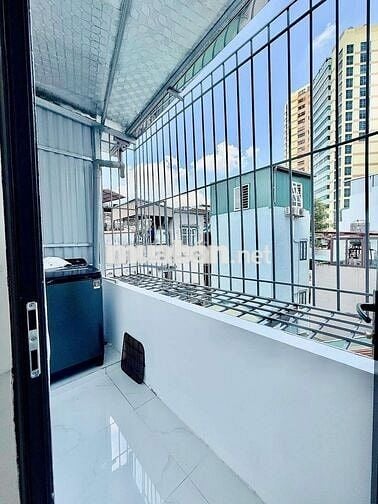 Nhà riêng Nguyễn Cao 5 tầng, nhà đẹp 3 phòng ngủ,Wc. Tầng 1 kinh doanh