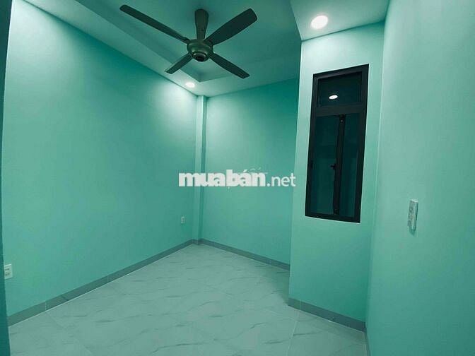 Cho thuê nhà mới xây 2 lầu, 4PN, ngay Coopmart Quang Trung