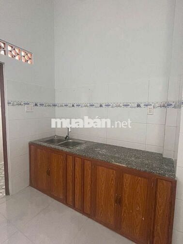 Cho thuê tầng trệt hoặc tầng 2 nhà 380 Nguyễn Văn Khối
