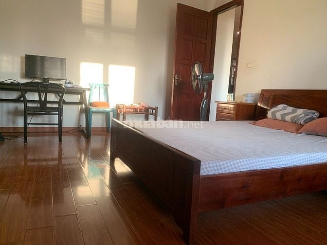 Căn hộ chính chủ 122 m2 phố Nguyễn Cảnh Dị full nội 
