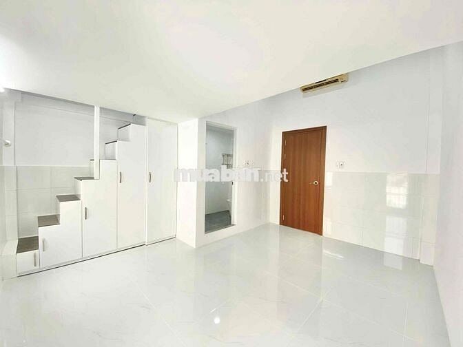 CĂN HỘ Q1_SINH VIÊN Ở_RỘNG RÃI_THOÁNG MÁT_SẠCH SẼ_CỬA SỔ LỚN_FULL NT