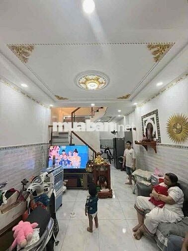 CHI 4.4 TY- BÁN NHÀ 2 TẦNG MẶT TIỀN LÊ VĂN QUỚI,NGÃ TƯ BỐN XÃ 44M2