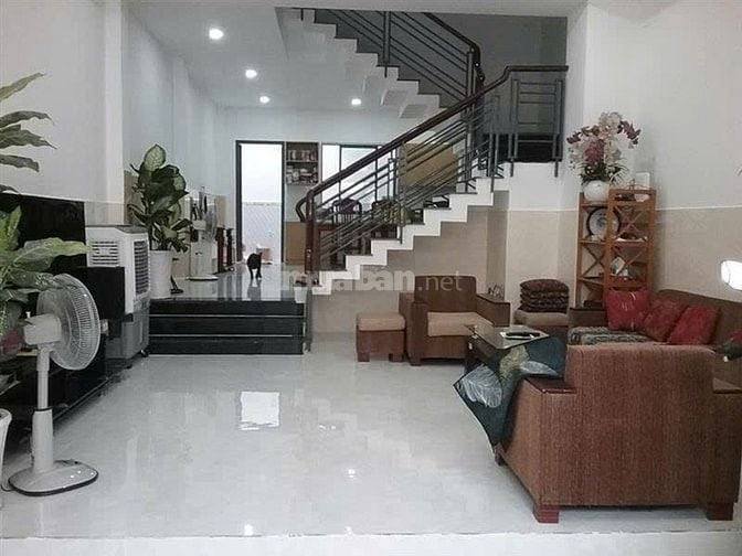 Siêu hót!Bán gấp Căn nhà khá mới Hẻm Quang Trung,P11,Gò Vấp