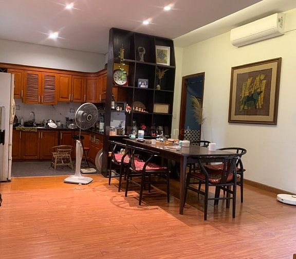 Căn hộ chính chủ 122 m2 phố Nguyễn Cảnh Dị full nội 
