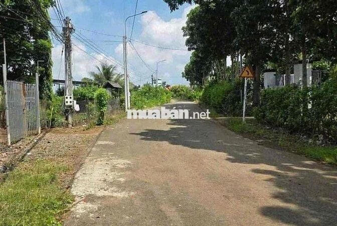 ĐẤT VƯỜN 1000m2 450 TRIỆU đường 16 mét ĐÃ CÓ SỔ HỒNG RIÊNG
