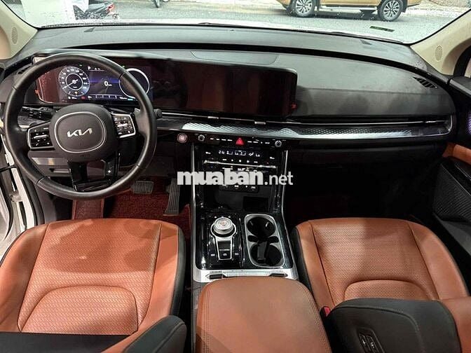 Kia Carnival 2023 Signature 2.2D - 31000 km
