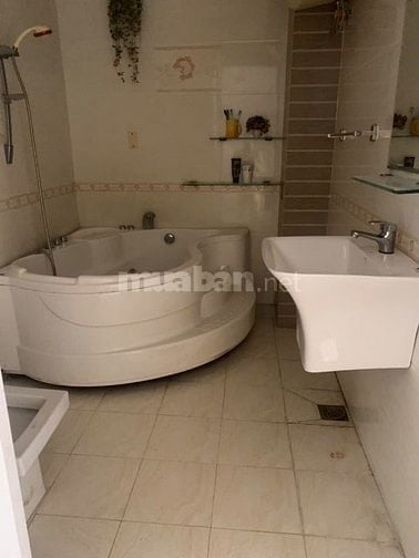 CHO THUÊ NHÀ LÝ CHIÊU HOÀNG. NHÀ HẺM TỈNH LỘ 10. NHÀ CƯ XÁ ĐÀI RA ĐA 
