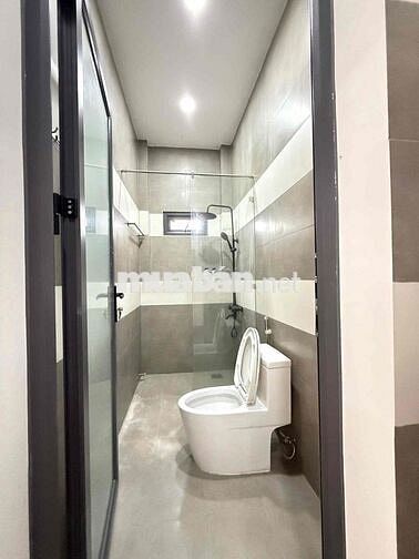 Bán gấp nhà full nội thất hẻm nhựa C1 8m đường Y Wang, Phường Eakao