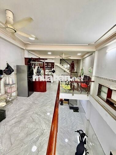 Bán nhà 1/ Đường Đoàn Giỏi, ngay Aeon, 4,3x11m xây 4 tầng, giá 6.68 tỷ
