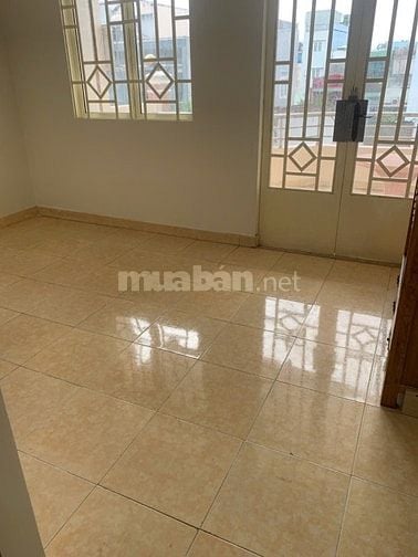 CHO THUÊ NHÀ LÝ CHIÊU HOÀNG. NHÀ HẺM TỈNH LỘ 10. NHÀ CƯ XÁ ĐÀI RA ĐA 