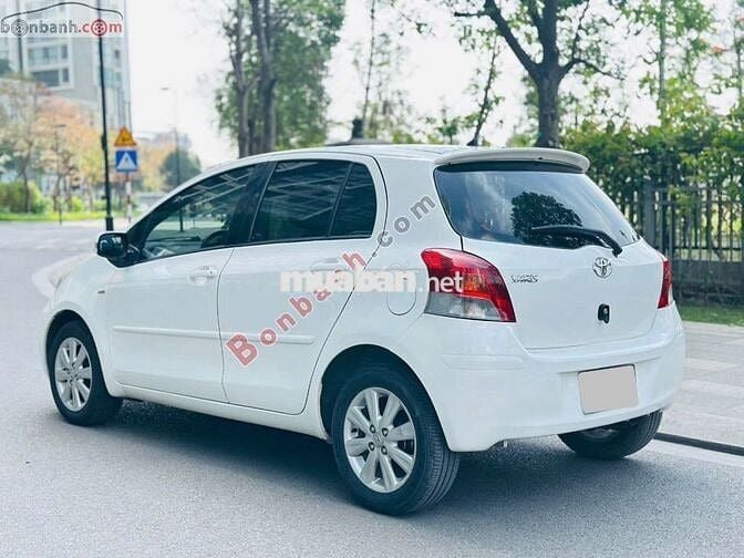 Toyota Yaris nhập khẩu thái lan 2012