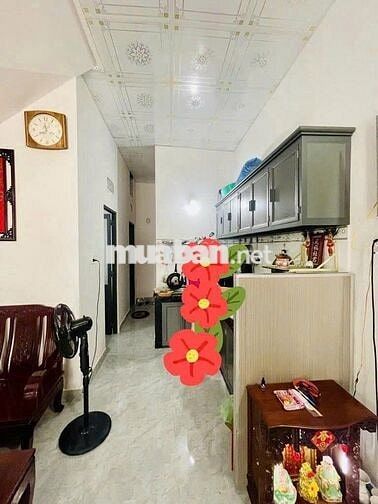 BÁN NHÀ MỚI ĐẸP, 2 TẦNG, HẺM XE HƠI, (5,3X11)M2, 4 PN, 4,2 TỶ CÒN TL