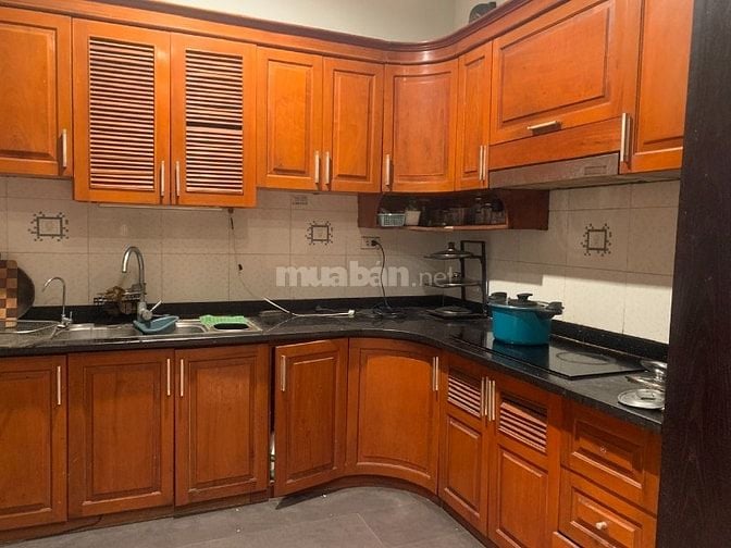 Căn hộ chính chủ 122 m2 phố Nguyễn Cảnh Dị full nội 