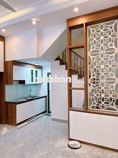 Bán nhà Tân Ấp 5 tầng xây mới ngõ thông đường trước nhà 3m, Giá 5,9tỷ