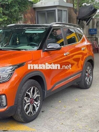 Kia Seltos 2022 Premium 1.6 AT - 35003 km
