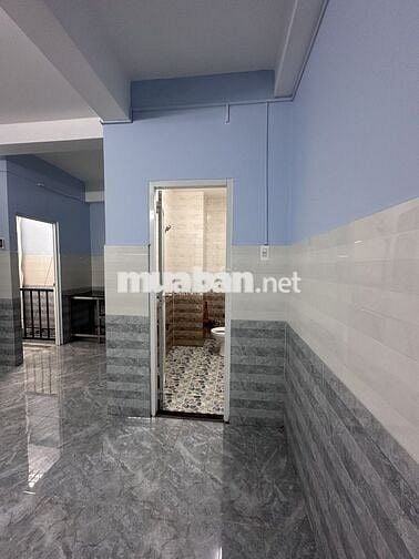 Nhà trọ 30m2 đường Phạm Văn Hai Q. Tân Bình, gần chợ PV2